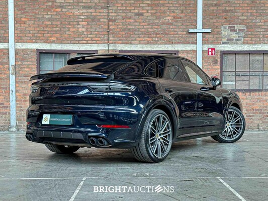 Porsche Cayenne Coupe Turbo S E-Hybrid 4.0 V8 -TECHART CARBON- 680pk 2020 (Origineel-NL), J-707-RT