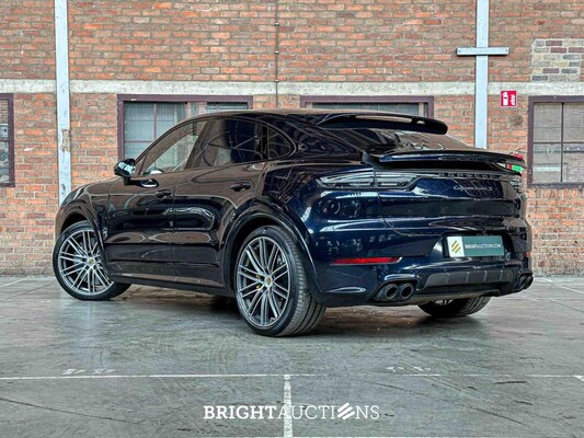 Porsche Cayenne Coupe Turbo S E-Hybrid 4.0 V8 -TECHART CARBON- 680pk 2020 (Origineel-NL), J-707-RT