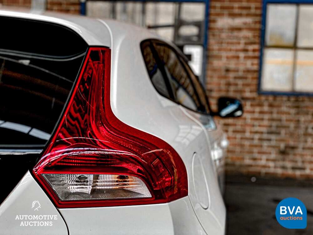 Volvo V40 D2 1.6  Base Business 114pk 2014 -Org. NL-, 2-XVZ-74