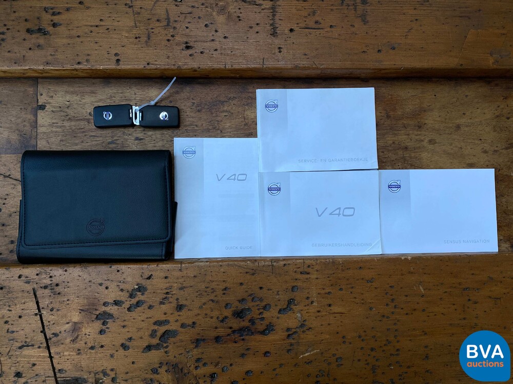 Volvo V40 D2 1.6  Base Business 114pk 2014 -Org. NL-, 2-XVZ-74