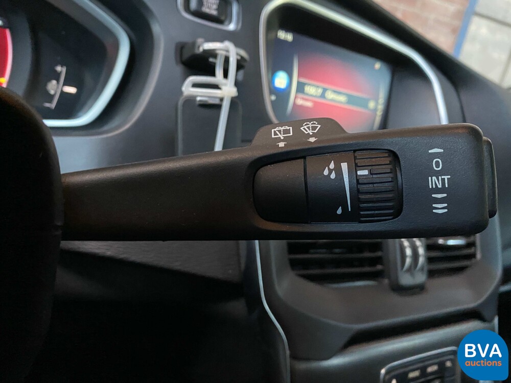 Volvo V40 D2 1.6  Base Business 114pk 2014 -Org. NL-, 2-XVZ-74