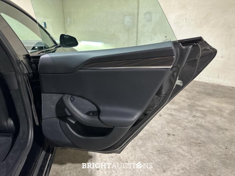 Tesla Model S Long Range 670pk 2022 (Origineel-NL), S-642-BB