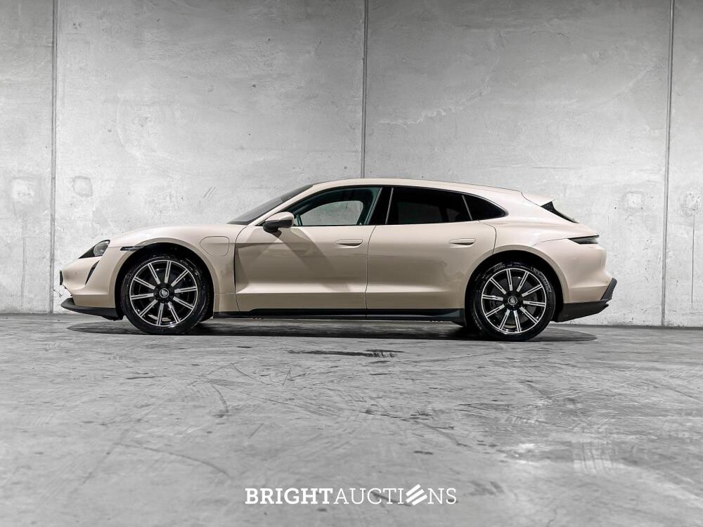 Porsche Taycan Sport Turismo 79kWh 435pk 2023 (Origineel-NL + 1e Eigenaar), S-698-SV