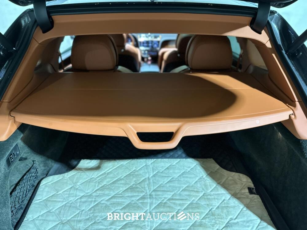 Bentley Bentayga 4.0 V8 549pk 2022 (Origineel-NL + 1e Eigenaar), N-251-VK