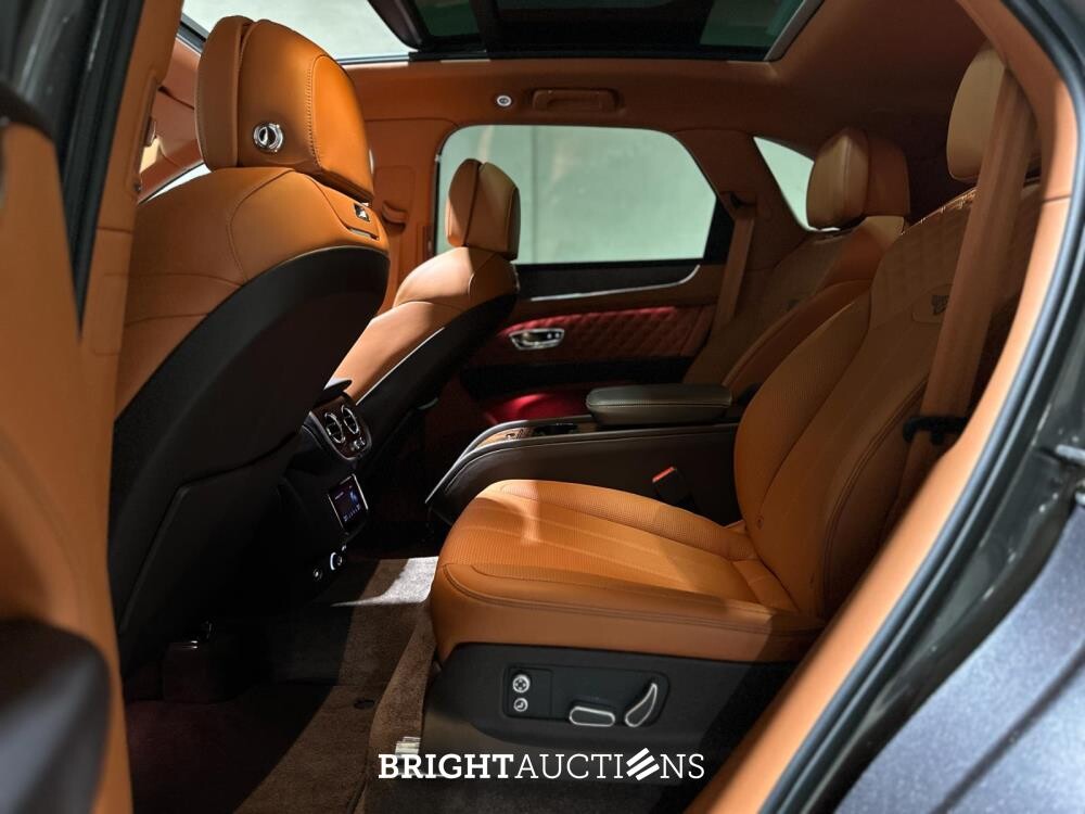 Bentley Bentayga 4.0 V8 549pk 2022 (Origineel-NL + 1e Eigenaar), N-251-VK