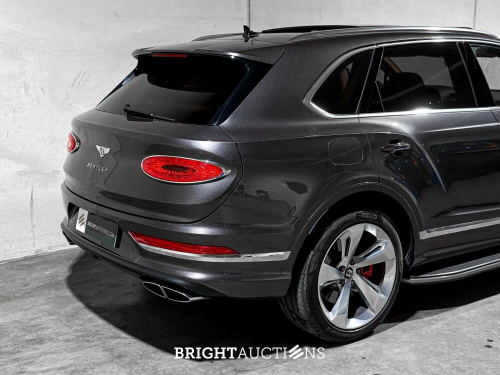 Bentley Bentayga 4.0 V8 549pk 2022 (Origineel-NL + 1e Eigenaar), N-251-VK