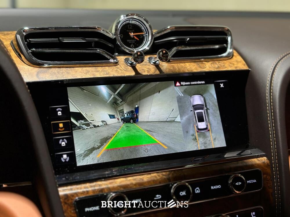 Bentley Bentayga 4.0 V8 549pk 2022 (Origineel-NL + 1e Eigenaar), N-251-VK