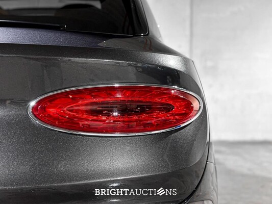 Bentley Bentayga 4.0 V8 549pk 2022 (Origineel-NL + 1e Eigenaar), N-251-VK