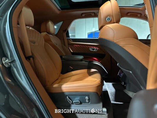 Bentley Bentayga 4.0 V8 549pk 2022 (Origineel-NL + 1e Eigenaar), N-251-VK