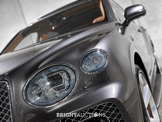 Bentley Bentayga 4.0 V8 549pk 2022 (Origineel-NL + 1e Eigenaar), N-251-VK