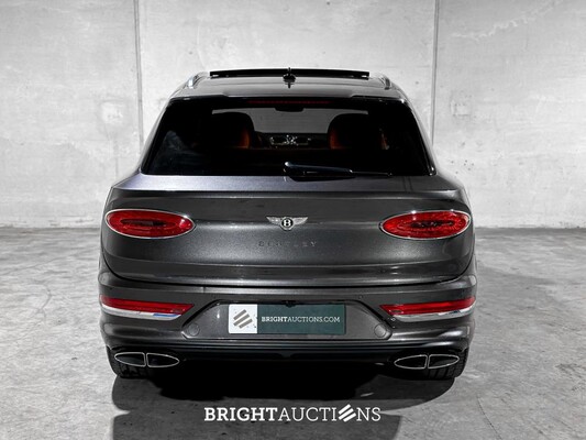 Bentley Bentayga 4.0 V8 549pk 2022 (Origineel-NL + 1e Eigenaar), N-251-VK