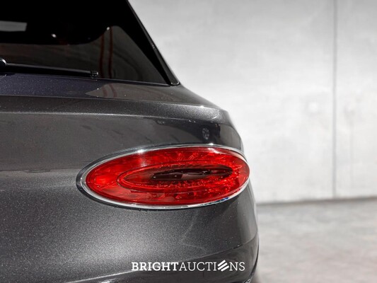 Bentley Bentayga 4.0 V8 549pk 2022 (Origineel-NL + 1e Eigenaar), N-251-VK