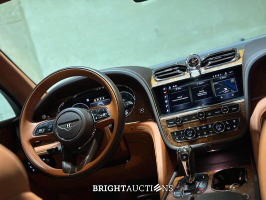 Bentley Bentayga 4.0 V8 549pk 2022 (Origineel-NL + 1e Eigenaar), N-251-VK