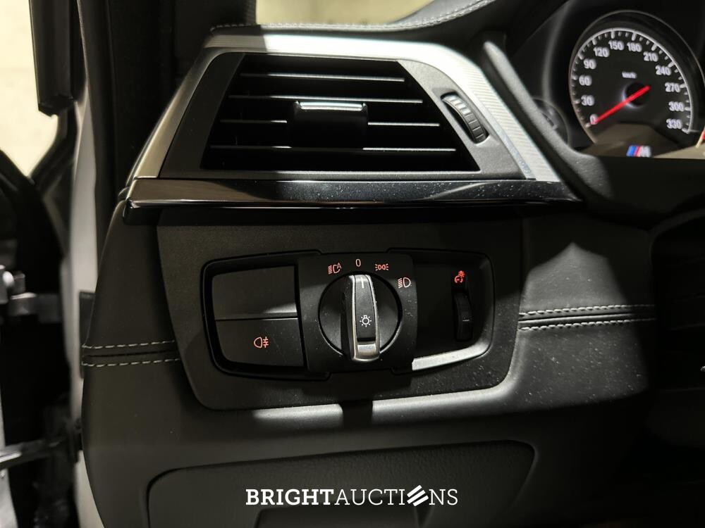 BMW M4 Competition M-Performance 450pk 2017 4-serie Coupe, P-767-SK
