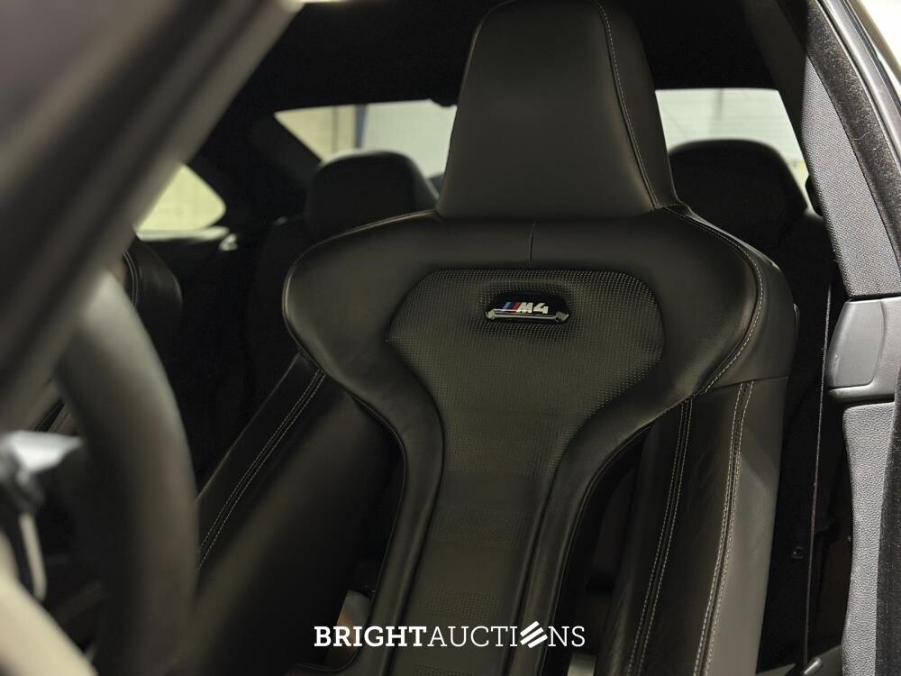 BMW M4 Competition M-Performance 450pk 2017 4-serie Coupe, P-767-SK
