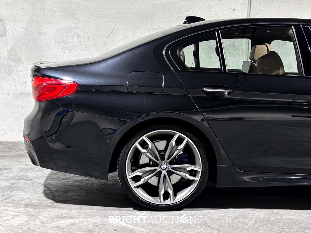 BMW M550i xDrive High Executive 462pk 2018 (Origineel-NL), RS-253-R