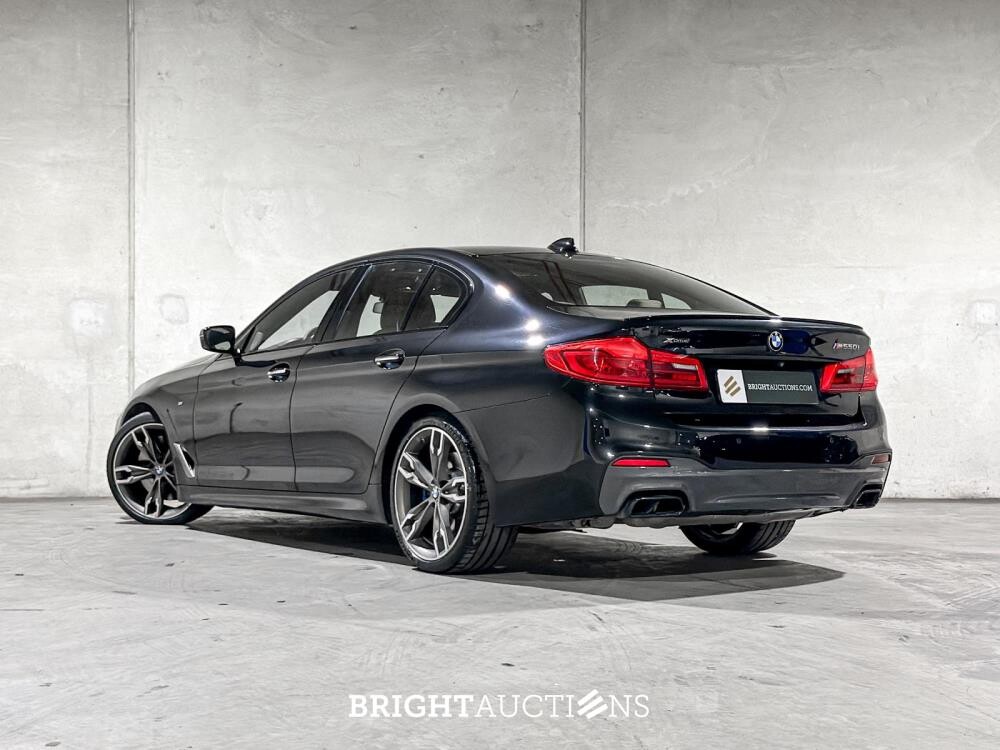 BMW M550i xDrive High Executive 462pk 2018 (Origineel-NL), RS-253-R