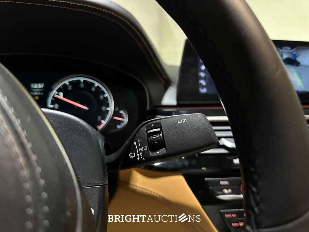 BMW M550i xDrive High Executive 462pk 2018 (Origineel-NL), RS-253-R