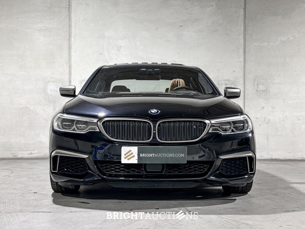 BMW M550i xDrive High Executive 462pk 2018 (Origineel-NL), RS-253-R