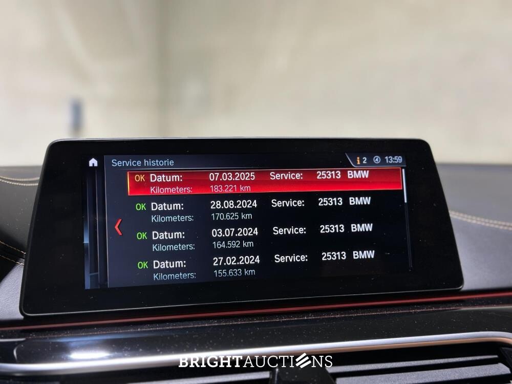 BMW M550i xDrive High Executive 462pk 2018 (Origineel-NL), RS-253-R