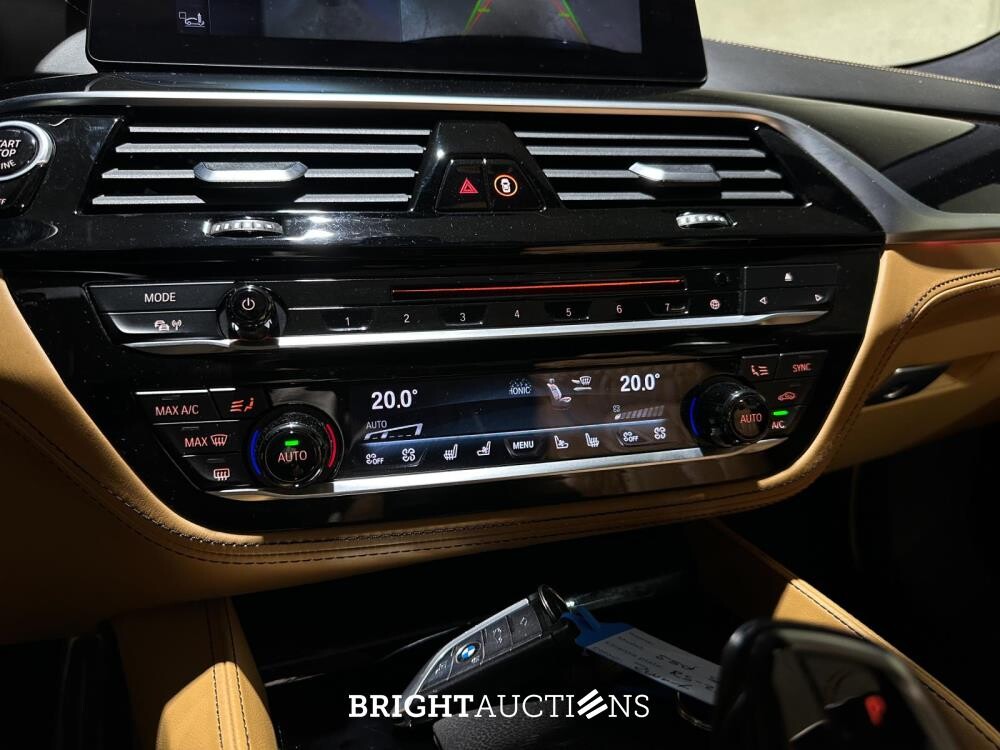 BMW M550i xDrive High Executive 462pk 2018 (Origineel-NL), RS-253-R