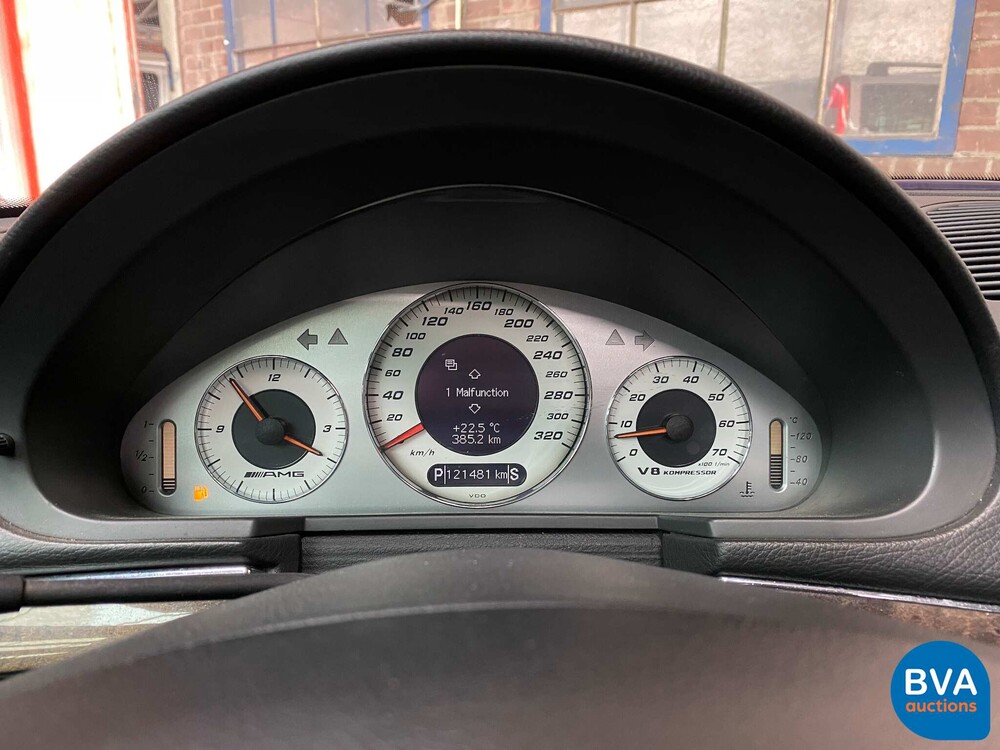 Mercedes-Benz E55 AMG 5.4 V8 E-Klasse 476pk 2003, 42-LG-GK