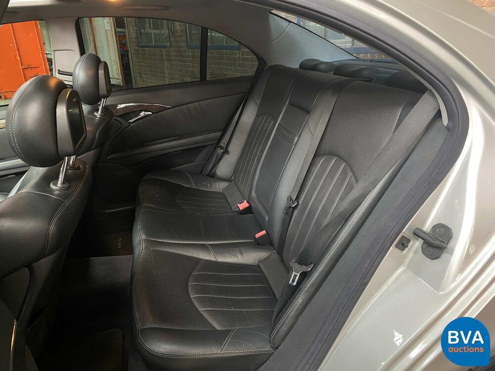 Mercedes-Benz E55 AMG 5.4 V8 E-Klasse 476pk 2003, 42-LG-GK