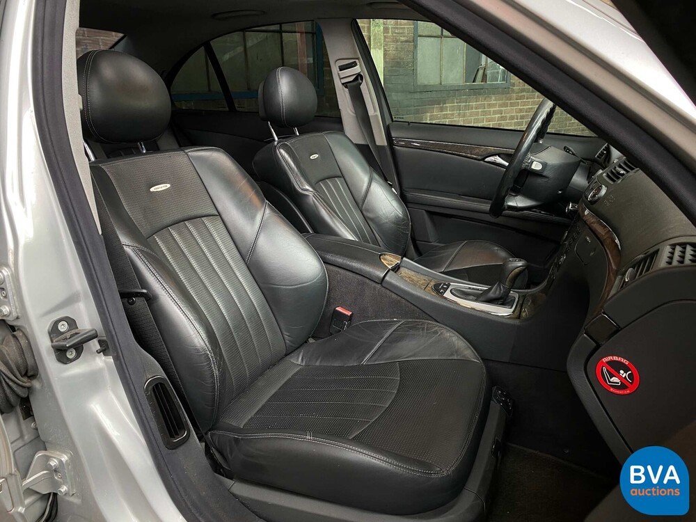 Mercedes-Benz E55 AMG 5.4 V8 E-Klasse 476pk 2003, 42-LG-GK