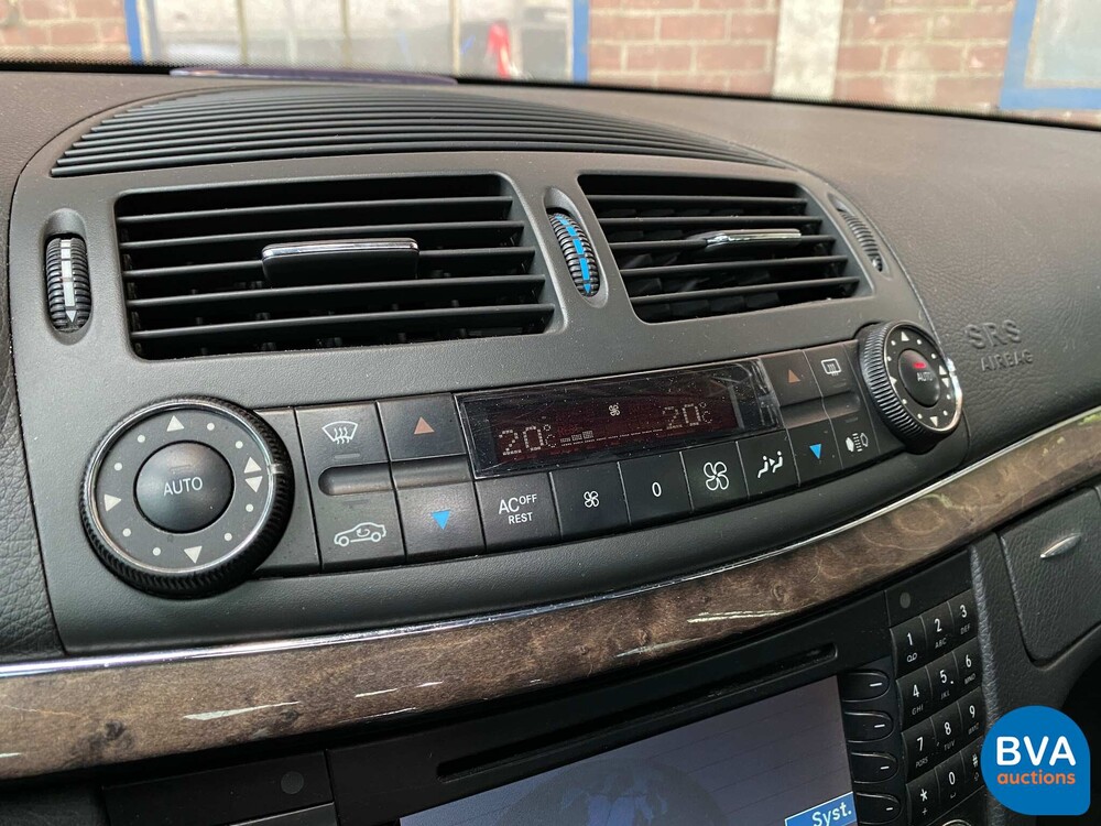 Mercedes-Benz E55 AMG 5.4 V8 E-Klasse 476pk 2003, 42-LG-GK