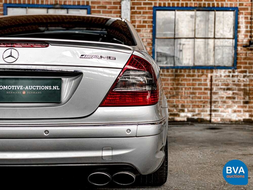 Mercedes-Benz E55 AMG 5.4 V8 E-Klasse 476pk 2003, 42-LG-GK