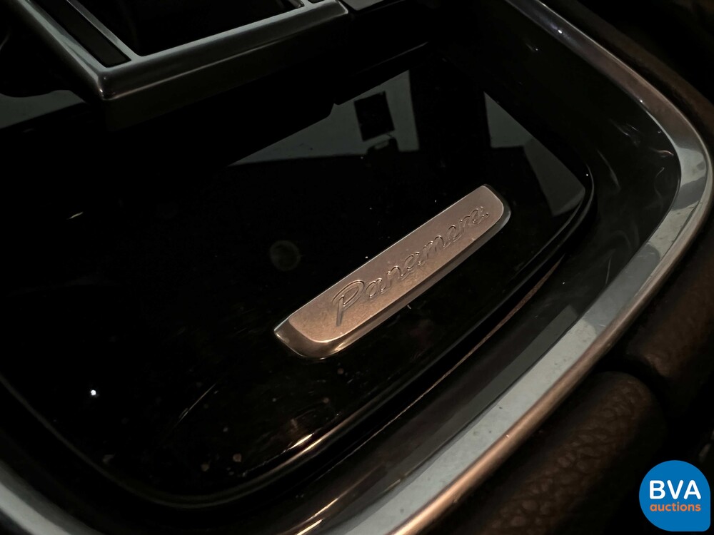 Porsche Panamera 4 Sport Turismo 3.0 330pk 2018 -Org. NL-, SL-935-G