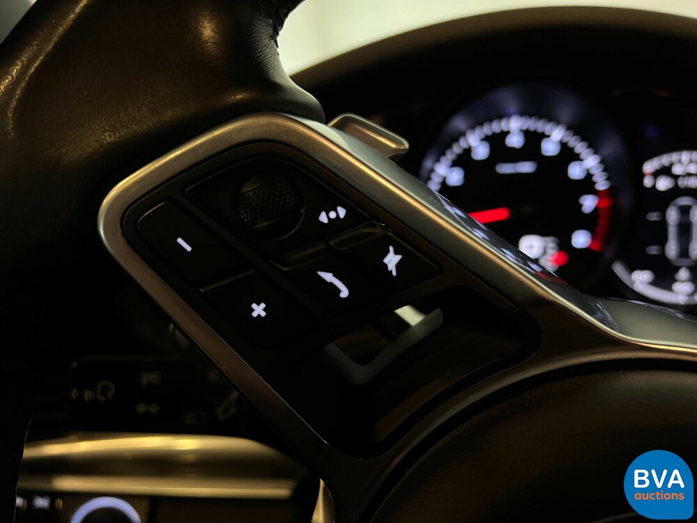 Porsche Panamera 4 Sport Turismo 3.0 330pk 2018 -Org. NL-, SL-935-G