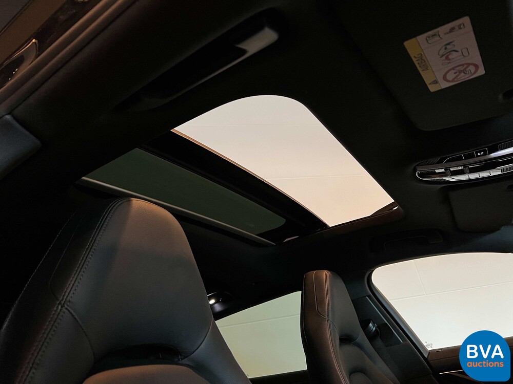 Porsche Panamera 4 Sport Turismo 3.0 330pk 2018 -Org. NL-, SL-935-G