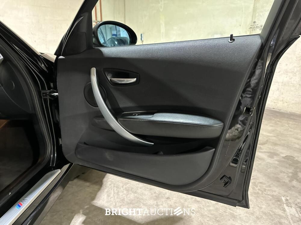 BMW 130i 3.0 M-Sport E87 265hp 2006 1-serie, 18-TB-KR Youngtimer