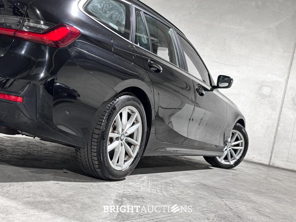 BMW 330e Touring G21 184hp 2021 (Original-NL + 1. Besitzer), K-451-VL