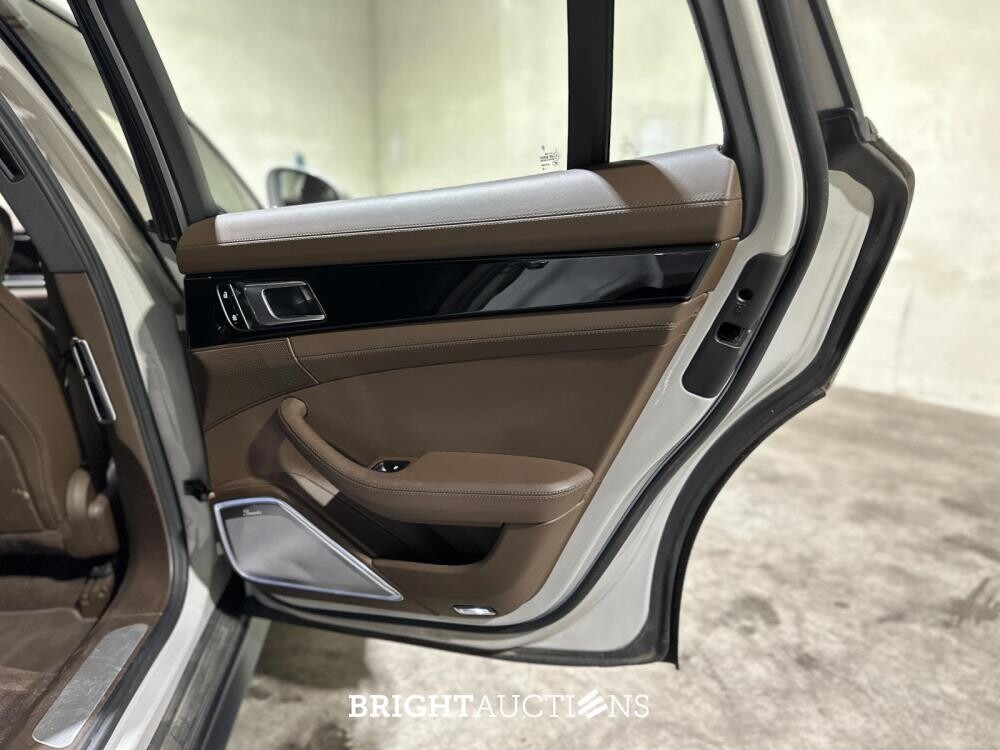 Porsche Panamera 4S E-Hybrid 2.9 V6 FACELIFT 560pk 2020 (Origineel-NL + 1e Eigenaar), K-734-BH