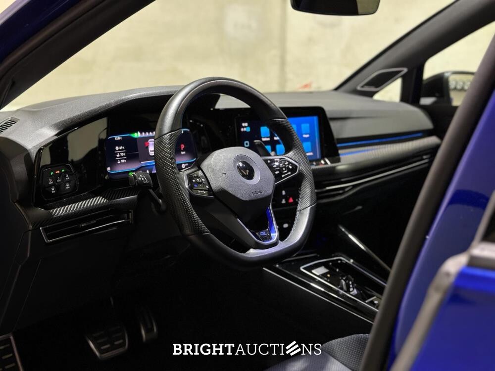 Volkswagen Golf VIII R 4Motion 20th Annniversary -AKRAPOVIC- 2.0 TSI 333pk 2023 LIMITED (Golf 8), NL-KENTEKEN