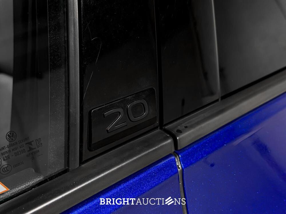 Volkswagen Golf VIII R 4Motion 20th Annniversary -AKRAPOVIC- 2.0 TSI 333pk 2023 LIMITED (Golf 8), NL-KENTEKEN