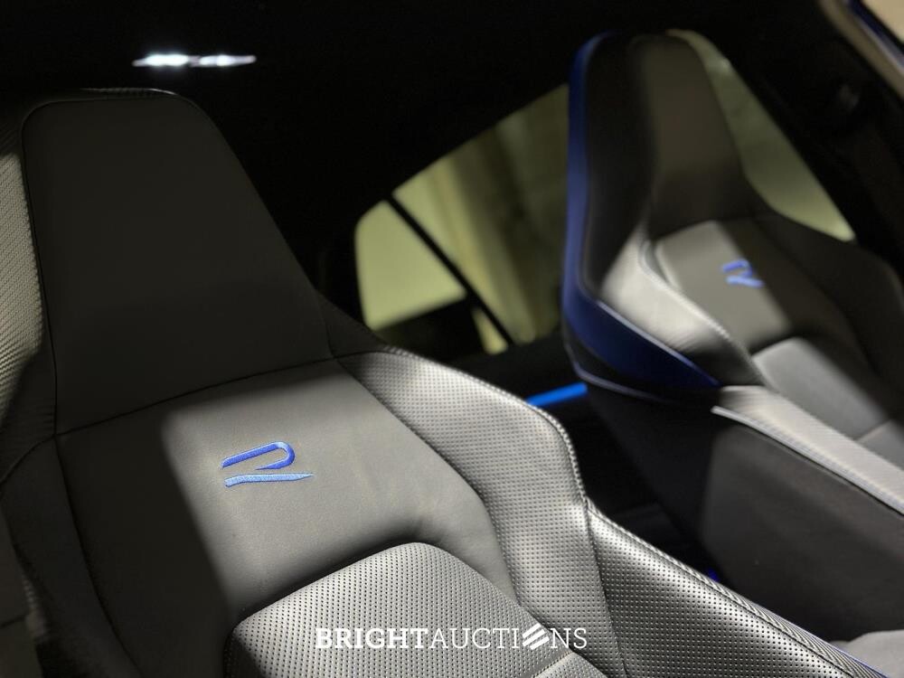 Volkswagen Golf VIII R 4Motion 20th Annniversary -AKRAPOVIC- 2.0 TSI 333pk 2023 LIMITED (Golf 8), NL-KENTEKEN