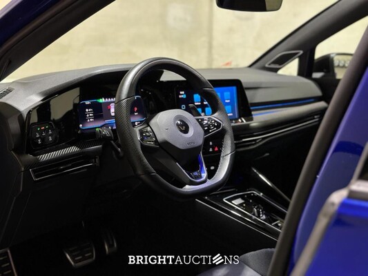 Volkswagen Golf VIII R 4Motion 20th Annniversary -AKRAPOVIC- 2.0 TSI 333pk 2023 LIMITED (Golf 8), NL-KENTEKEN