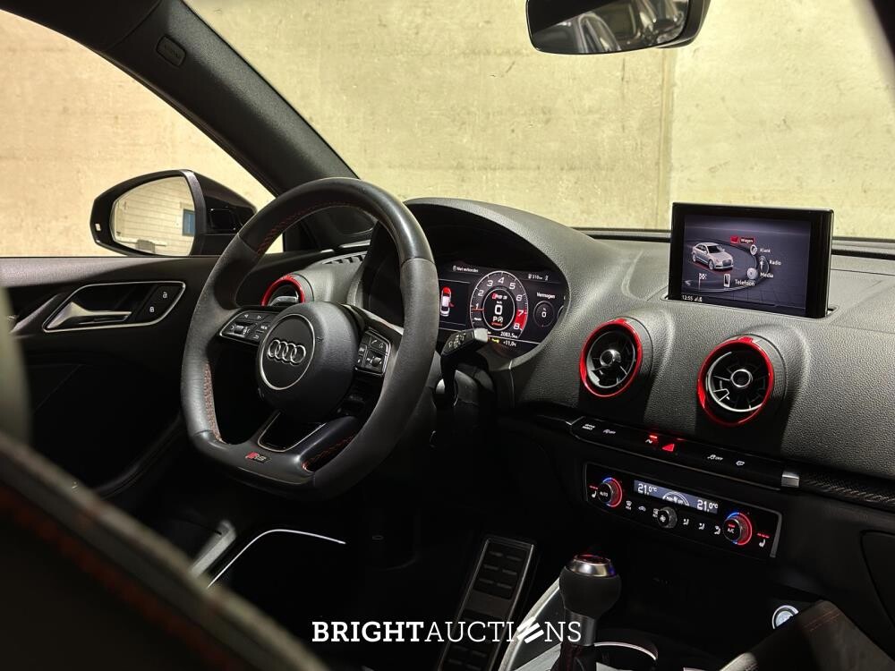 Audi RS3 Limousine 2.5 TFSI Quattro 400pk 2019, X-271-HT