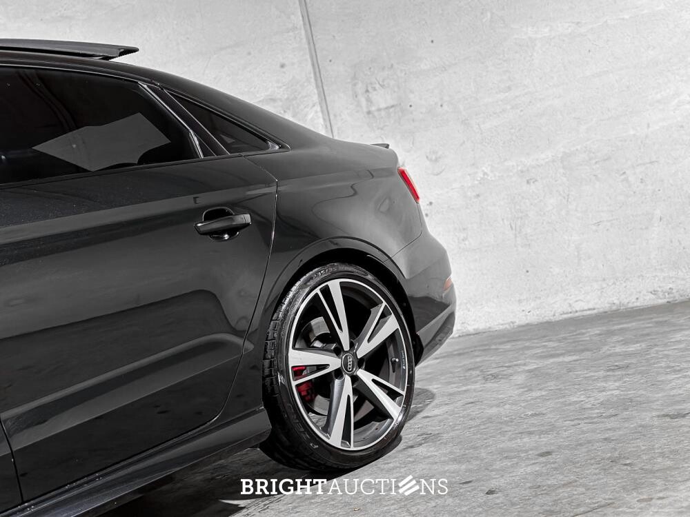Audi RS3 Limousine 2.5 TFSI Quattro 400pk 2019, X-271-HT