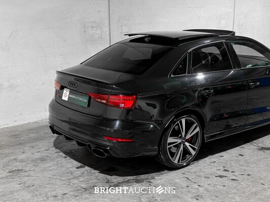 Audi RS3 Limousine 2.5 TFSI Quattro 400pk 2019, X-271-HT