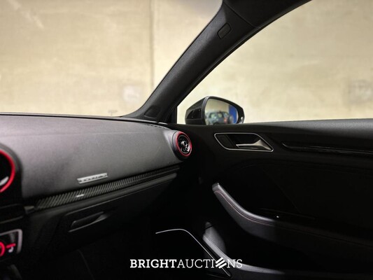 Audi RS3 Limousine 2.5 TFSI Quattro 400pk 2019, X-271-HT