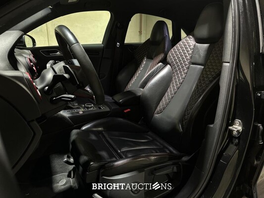 Audi RS3 Limousine 2.5 TFSI Quattro 400pk 2019, X-271-HT