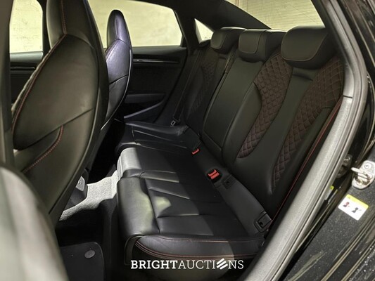 Audi RS3 Limousine 2.5 TFSI Quattro 400pk 2019, X-271-HT