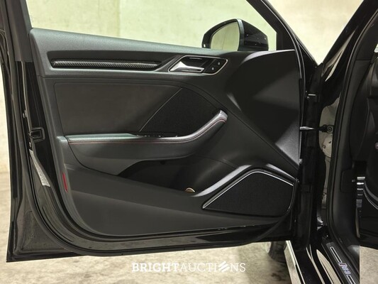 Audi RS3 Limousine 2.5 TFSI Quattro 400pk 2019, X-271-HT