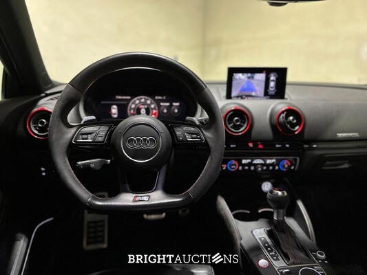 Audi RS3 Limousine 2.5 TFSI Quattro 400pk 2019, X-271-HT