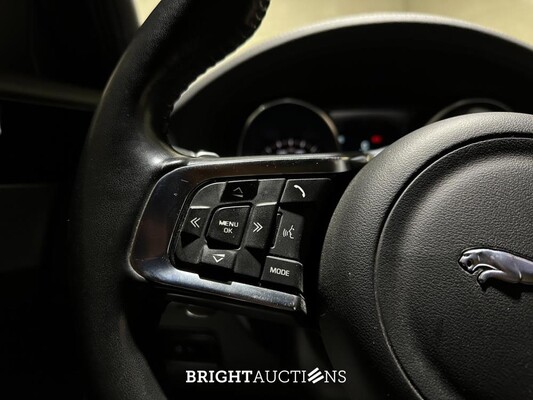 Jaguar XF 2.0t Portfolio R-Sport 250pk 2019 (Origineel-NL), ZF-064-T