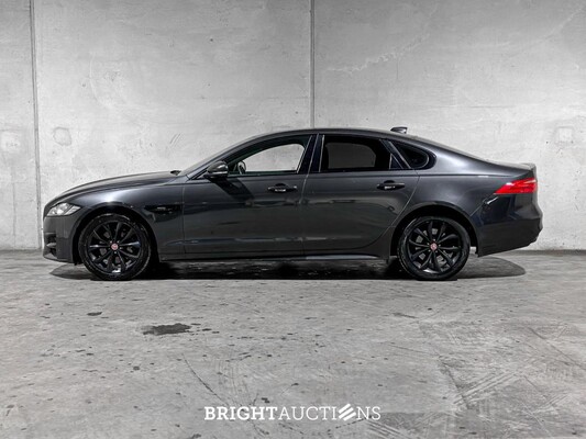 Jaguar XF 2.0t Portfolio R-Sport 250pk 2019 (Origineel-NL), ZF-064-T